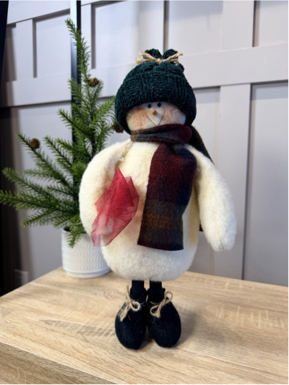Vintage Handcrafted Wool snowman Country Folk Art Snowman Figure 16”